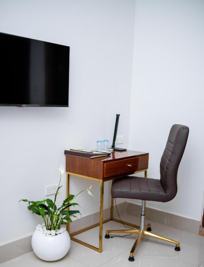 The Hallmark Hub, Hotel & Apartments Abuja Extérieur photo