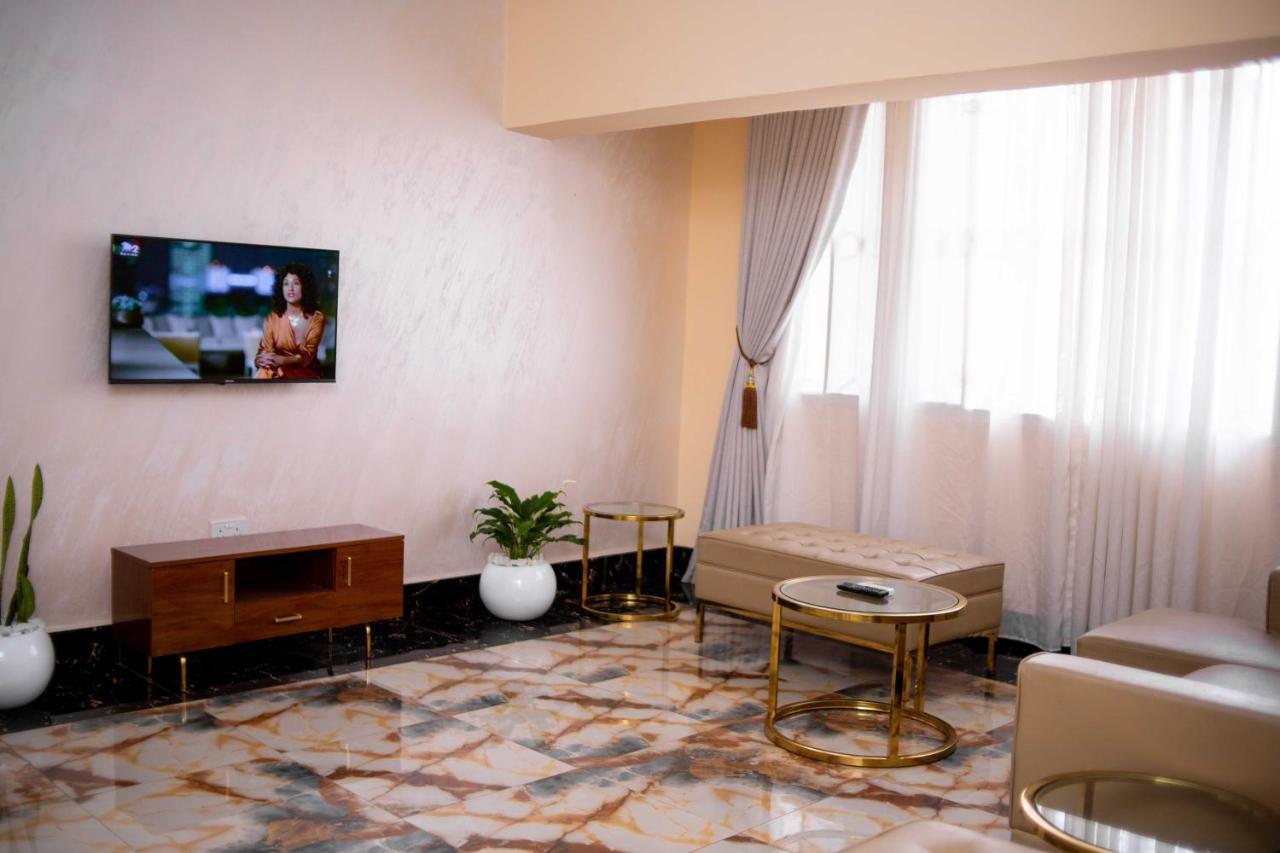 The Hallmark Hub, Hotel & Apartments Abuja Extérieur photo