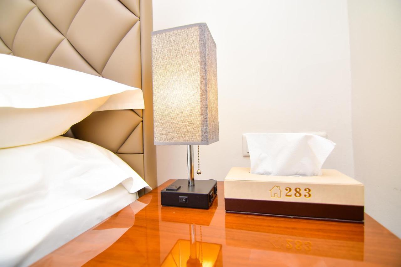 The Hallmark Hub, Hotel & Apartments Abuja Extérieur photo