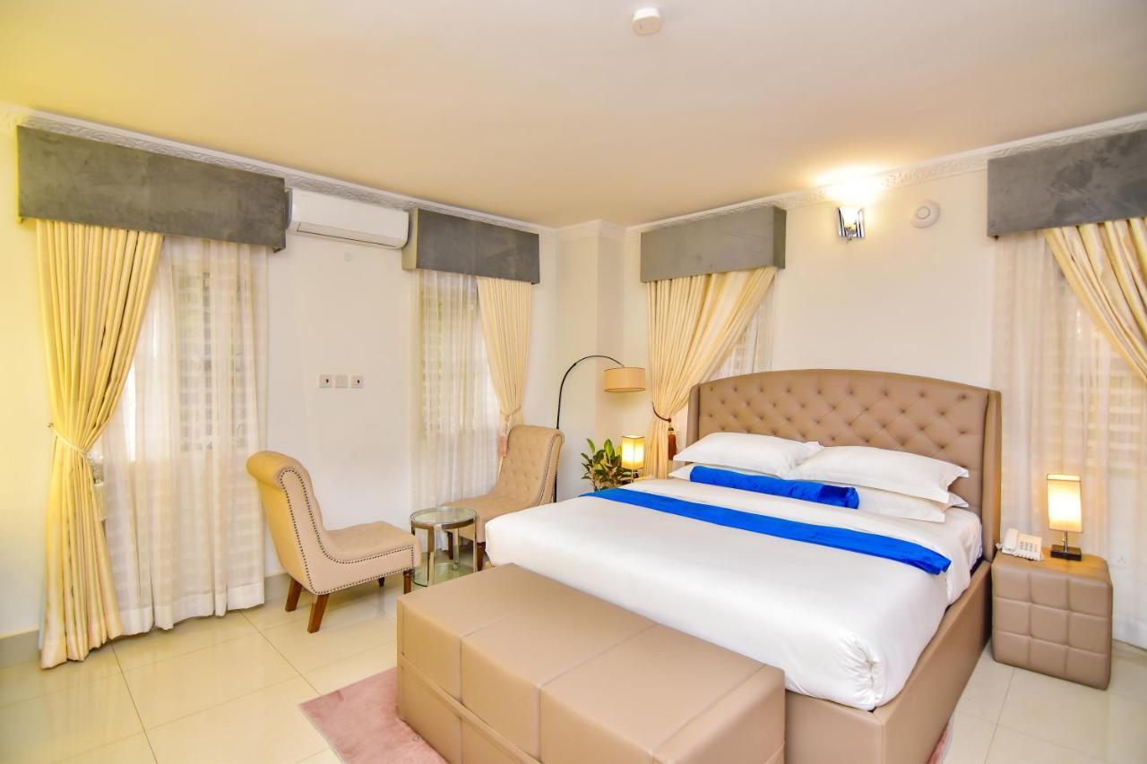 The Hallmark Hub, Hotel & Apartments Abuja Extérieur photo
