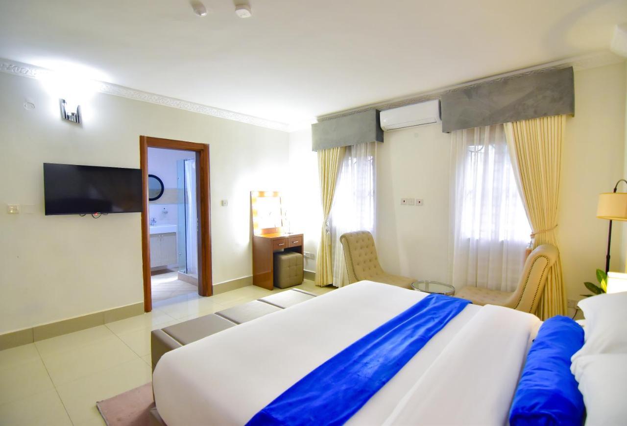The Hallmark Hub, Hotel & Apartments Abuja Extérieur photo