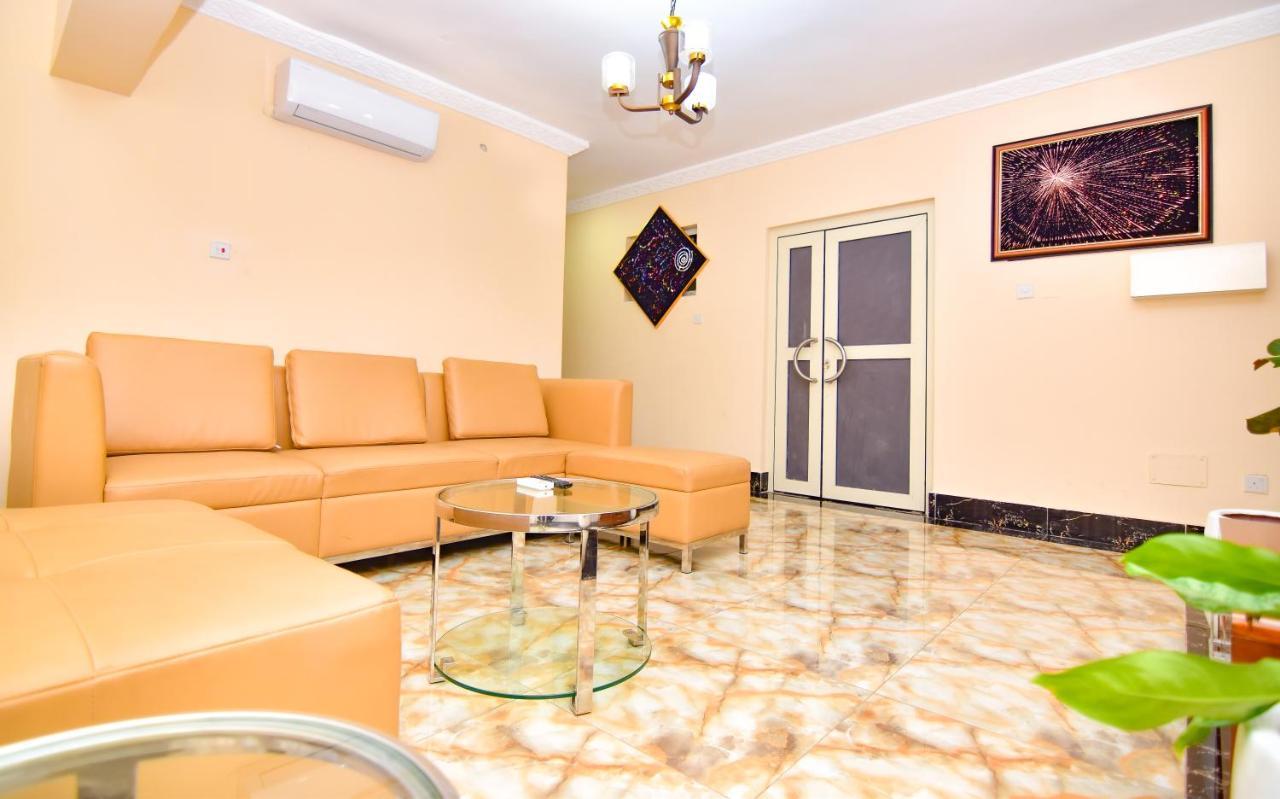 The Hallmark Hub, Hotel & Apartments Abuja Extérieur photo