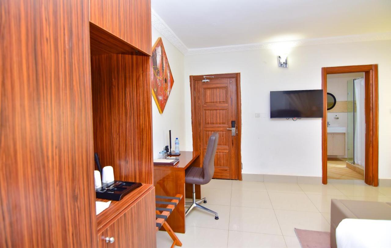 The Hallmark Hub, Hotel & Apartments Abuja Extérieur photo