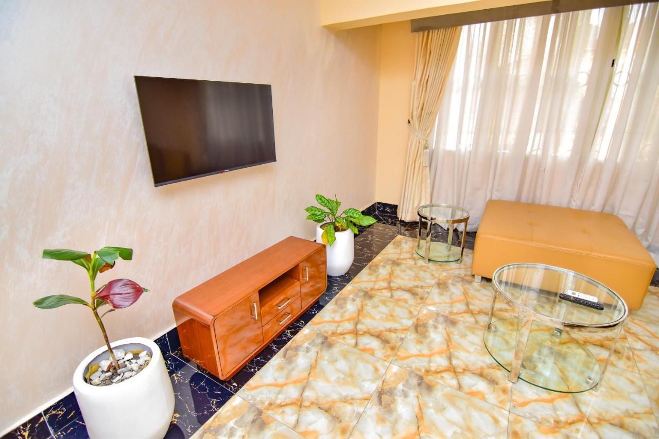 The Hallmark Hub, Hotel & Apartments Abuja Extérieur photo